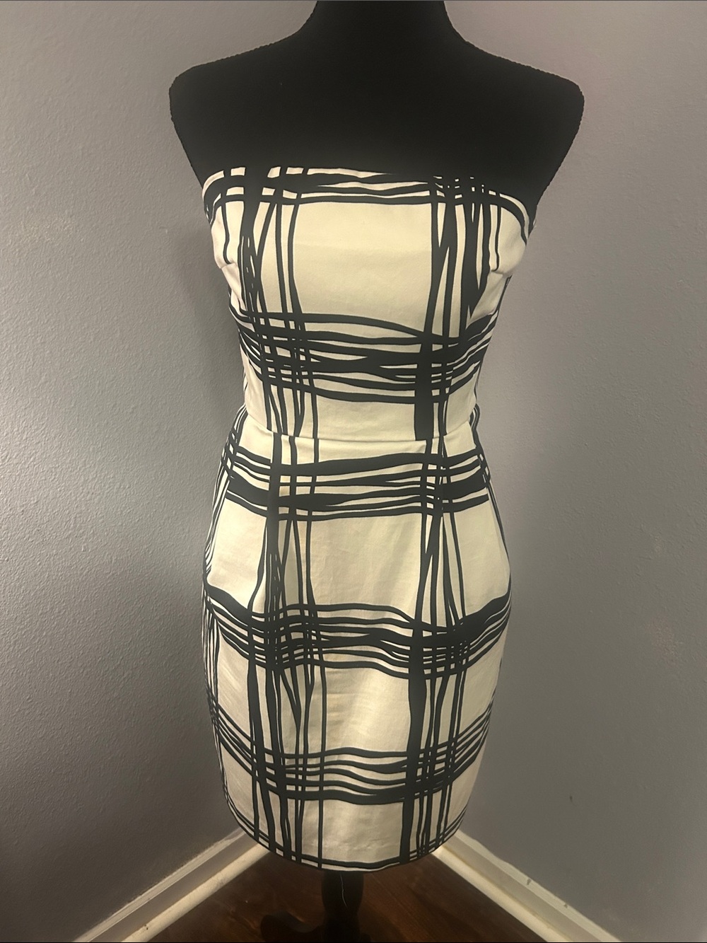 Express Design Studio Women Strapless Black White Plaid Sheath Dress Size 6